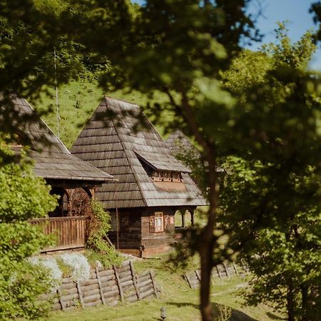 Raven'S Nest - The Hidden Village, Transylvania - Romania Sub Piatra Εξωτερικό φωτογραφία